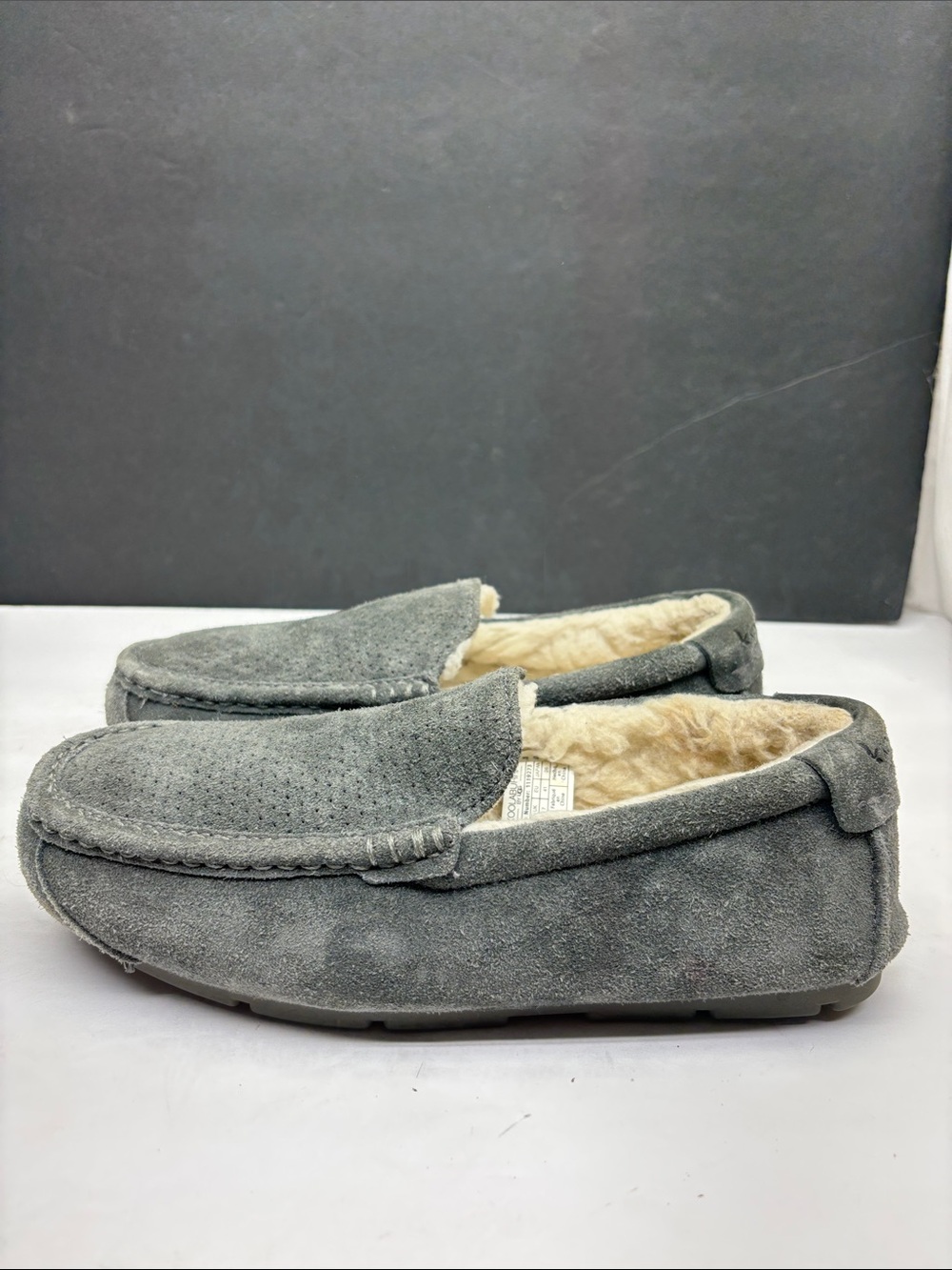 Koolaburra by Ugg slippers women’s sz 8, box 81 CG - Picture 4 of 7